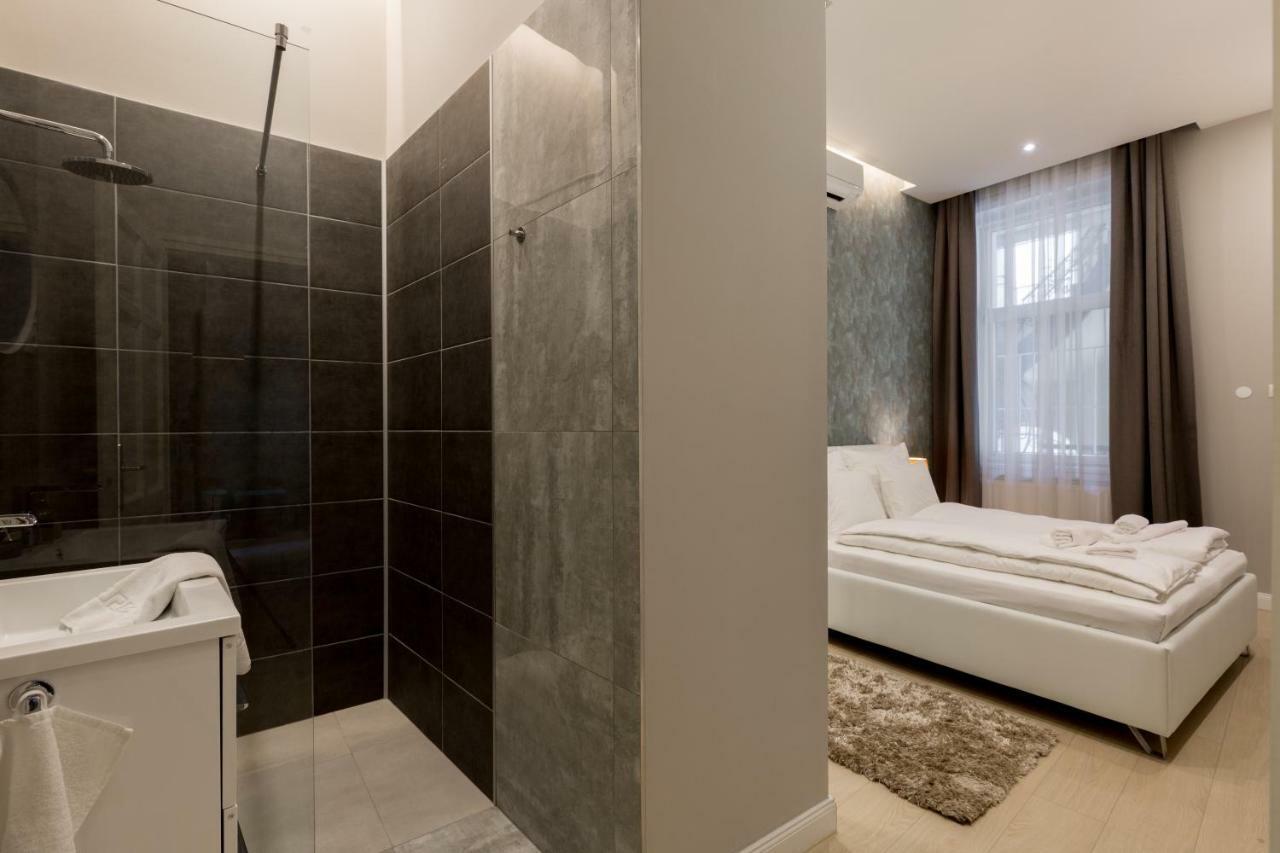 Grand Designer Dream Home In The Center W 3Br/3Bath Budapest Exterior photo