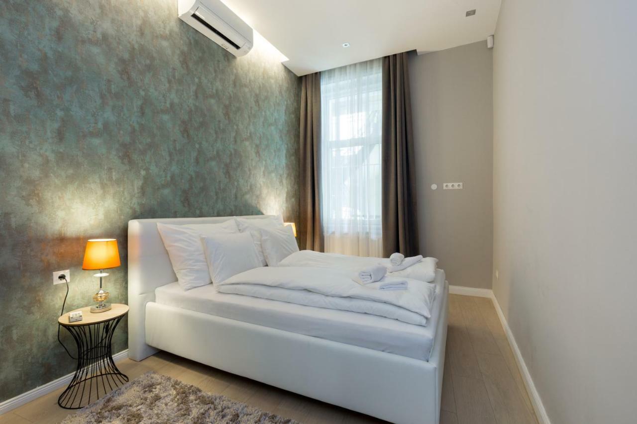 Grand Designer Dream Home In The Center W 3Br/3Bath Budapest Exterior photo