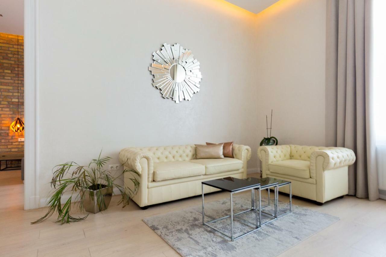 Grand Designer Dream Home In The Center W 3Br/3Bath Budapest Exterior photo